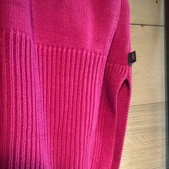 GAP Fuchsia Turtleneck Sweater - Picture 6 of 12